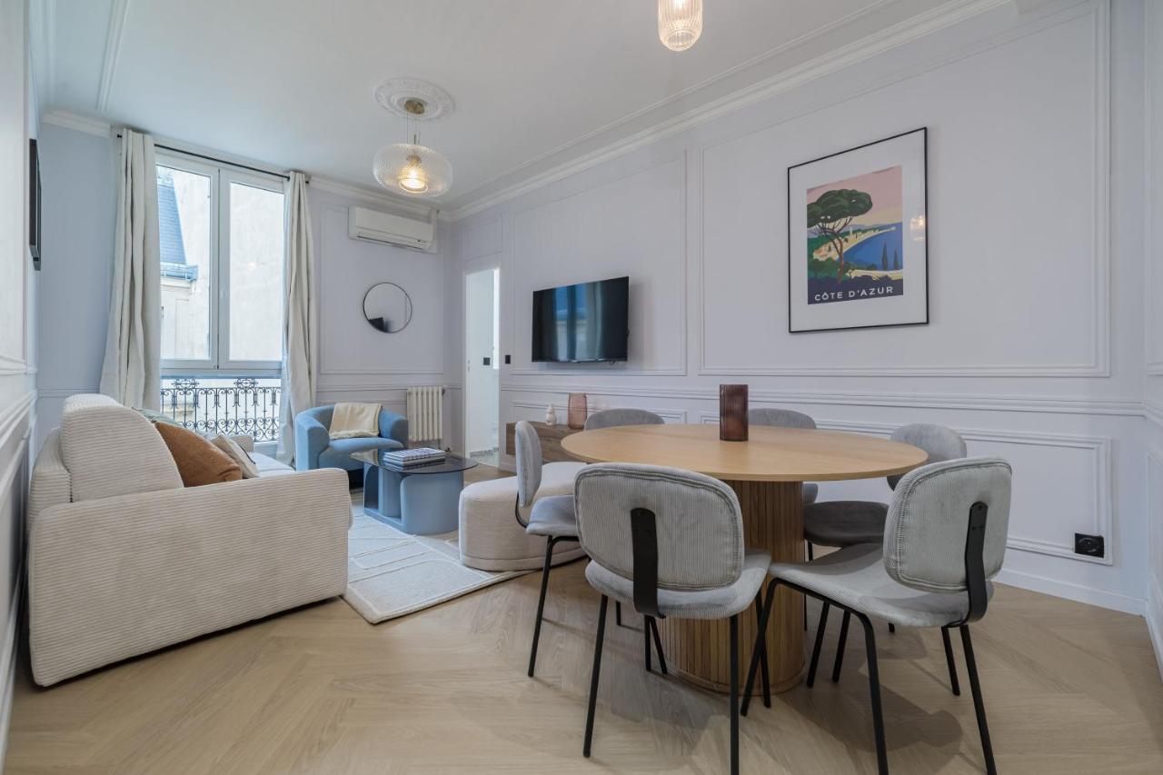 Poetic Stay - Champs Elysees Paris Bagian luar foto