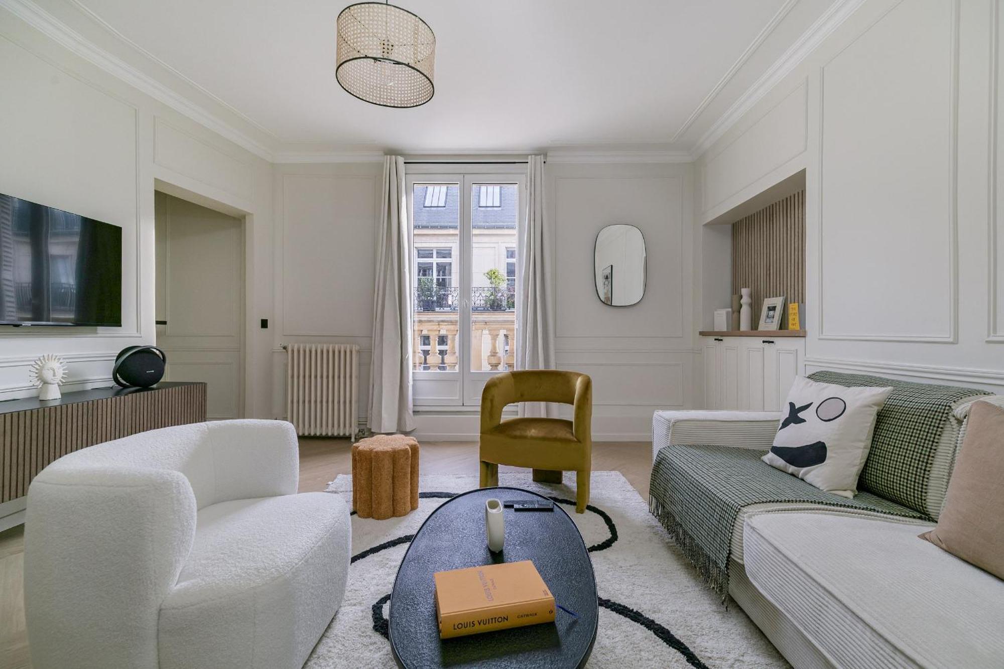 Poetic Stay - Champs Elysees Paris Bagian luar foto