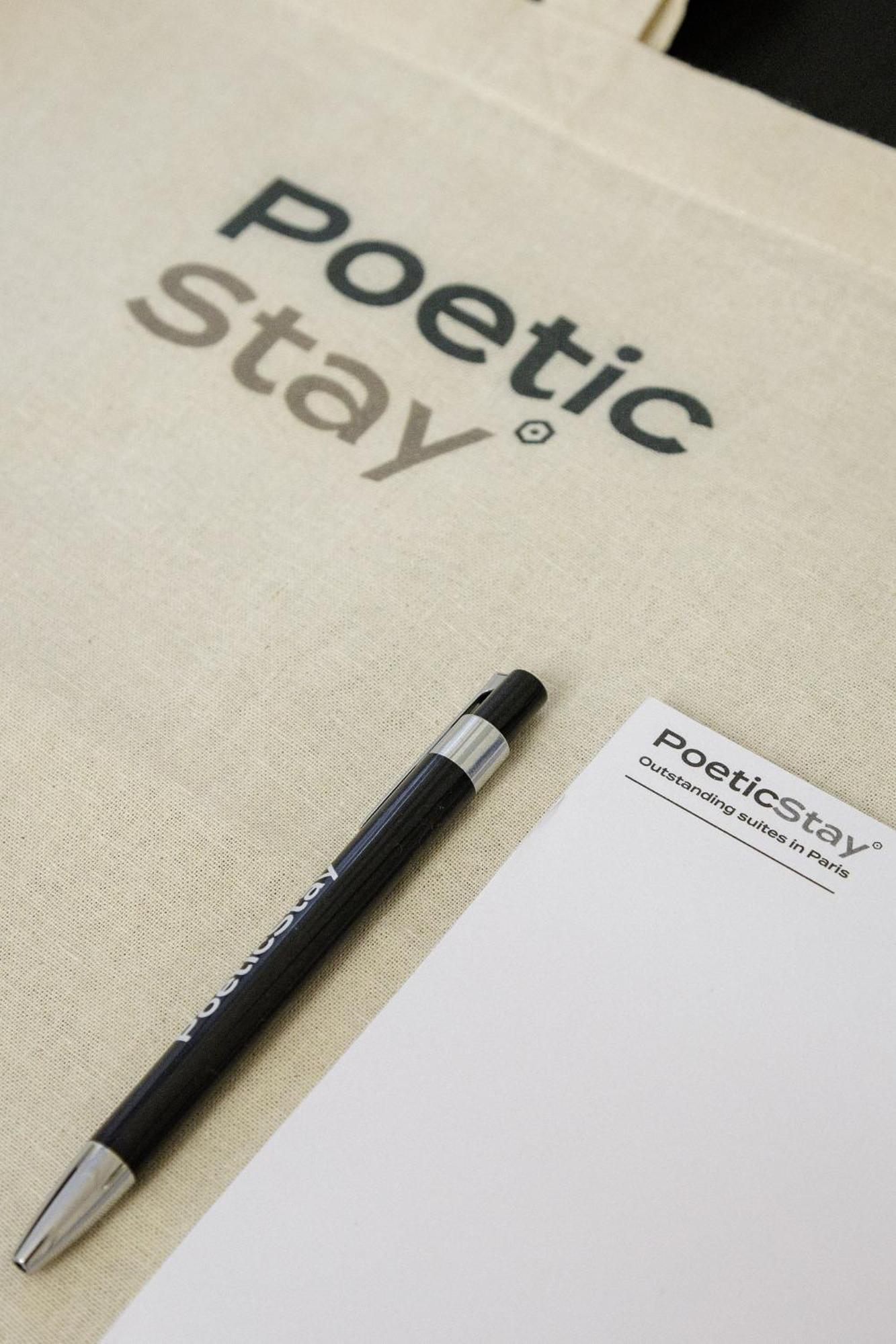 Poetic Stay - Champs Elysees Paris Bagian luar foto
